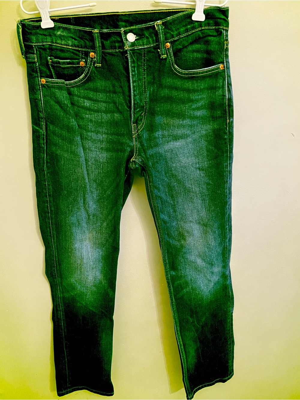 Men's Levi’s 511 32x32 Men’s Dark Wash Distressed Jeans